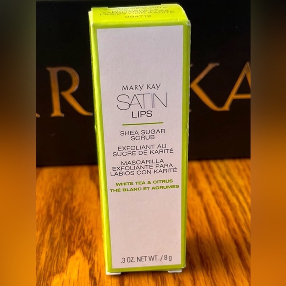 Satin Lips. Shea sugar scrub.